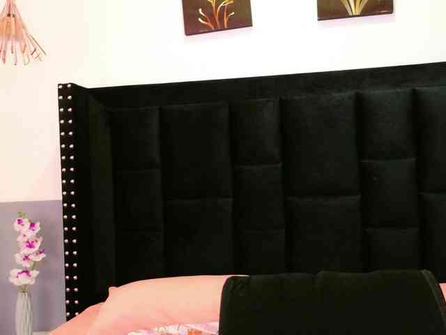 mamaneedsfun webcam