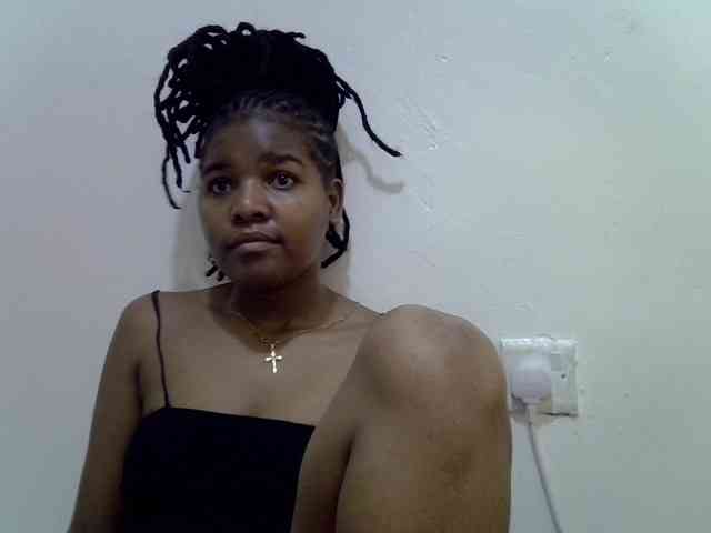 Prettydoll22 Live Webcam on BongaCams