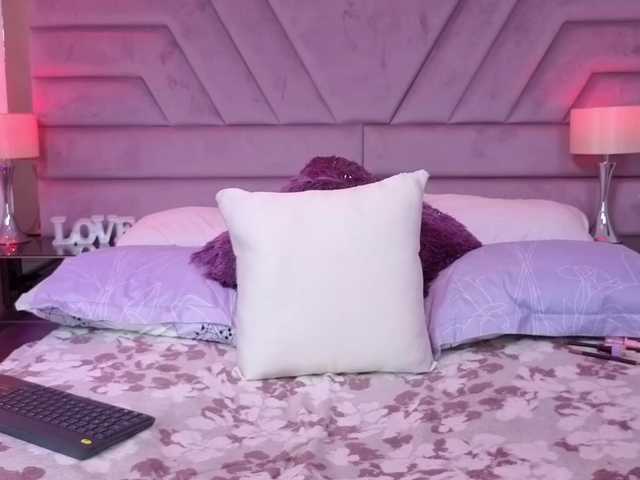 MiaGrayce's BongaCams show and profile