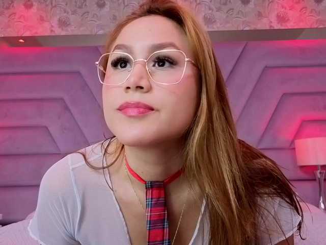 MiaGrayce's BongaCams show and profile