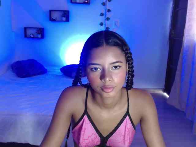 Nayeli29 webcam