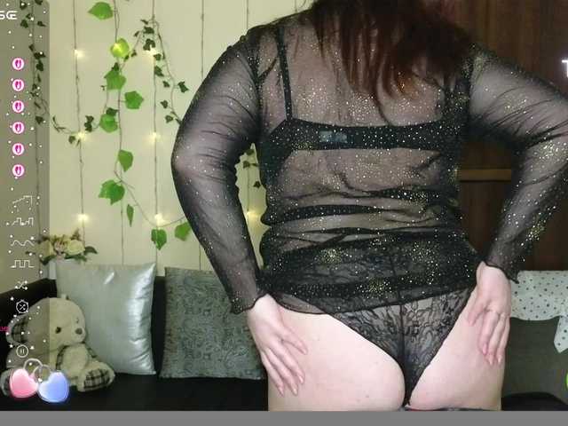 Aliciaredluv's BongaCams show and profile