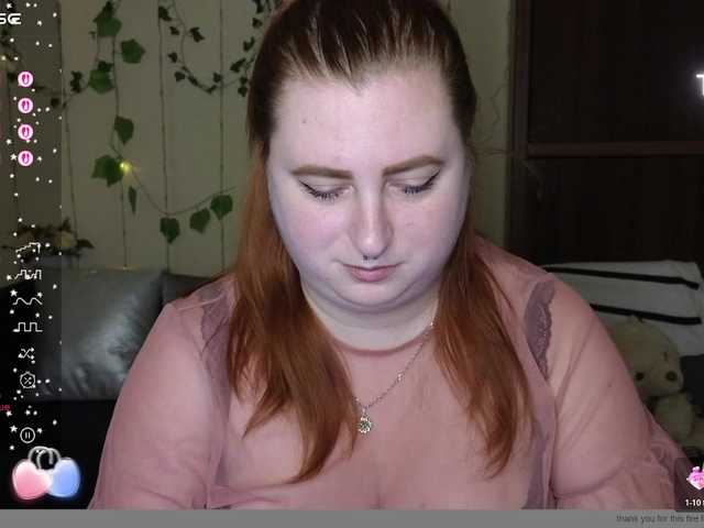 Aliciaredluv's BongaCams show and profile