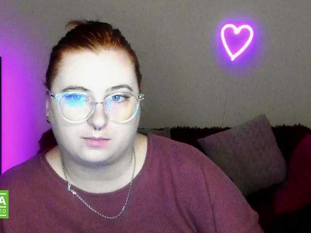 Aliciaredluv from BongaCams is Freechat