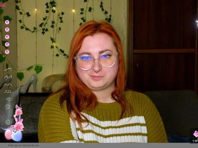 Aliciaredluv's BongaCams show and profile