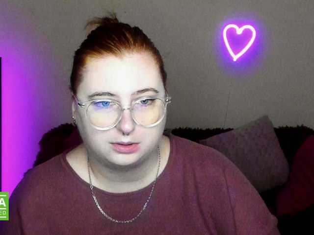 Aliciaredluv from BongaCams is Freechat