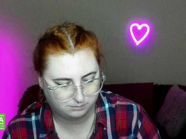 Aliciaredluv from BongaCams is Freechat