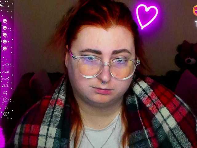 Aliciaredluv from BongaCams is Freechat