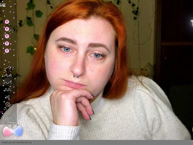 Aliciaredluv's BongaCams show and profile