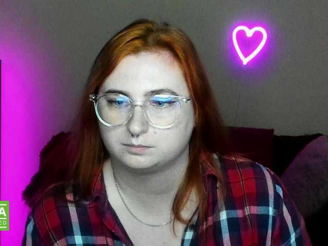 Aliciaredluv on BongaCams