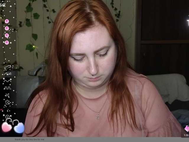 Aliciaredluv's BongaCams show and profile