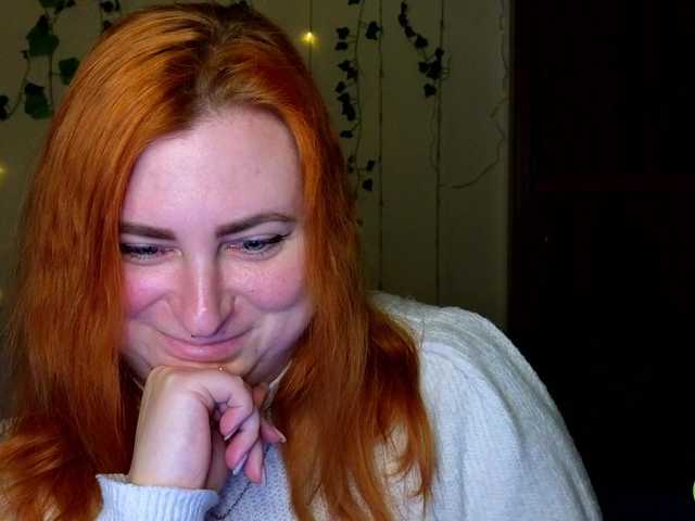 Aliciaredluv's BongaCams show and profile