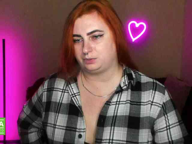 Aliciaredluv webcam