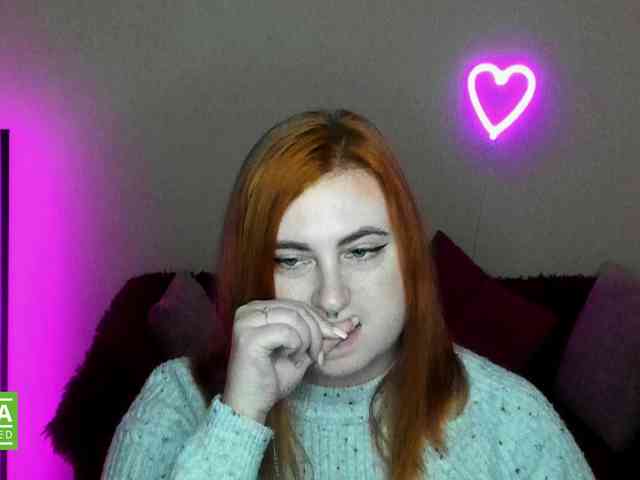 Aliciaredluv webcam