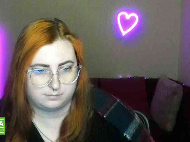 Aliciaredluv Live Webcam on BongaCams