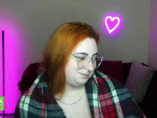 Aliciaredluv webcam