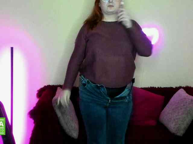 Aliciaredluv webcam