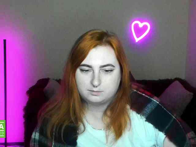 Aliciaredluv webcam