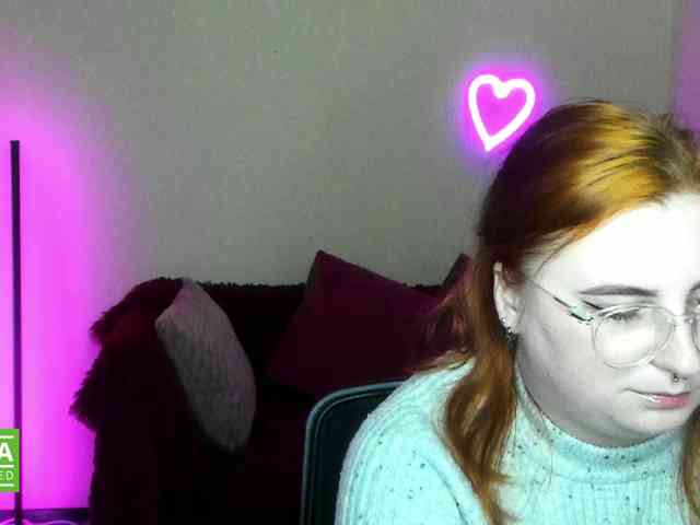 Aliciaredluv Live Webcam on BongaCams