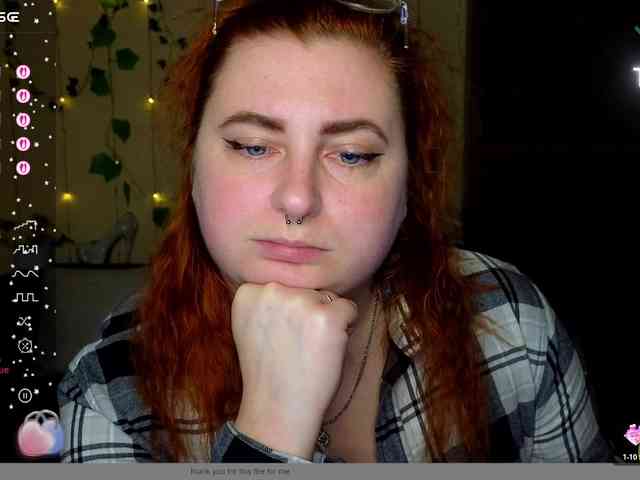 Aliciaredluv Live Webcam on BongaCams