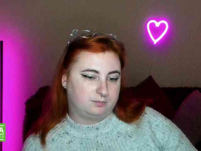 Aliciaredluv webcam