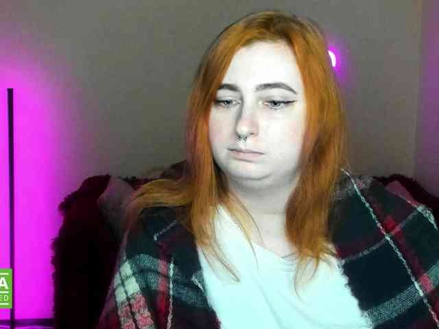 Aliciaredluv webcam