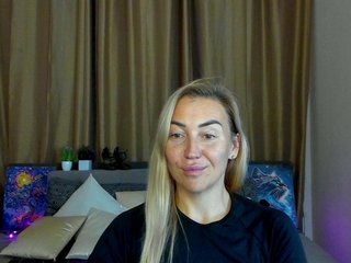 Jullyblondkiss Porn Show