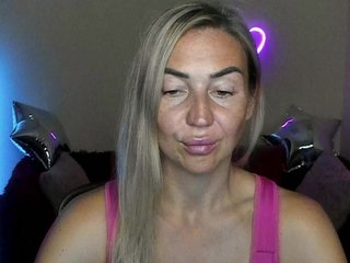 Jullyblondkiss Porn Show