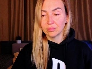 Jullyblondkiss Porn Show