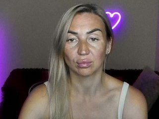 Jullyblondkiss Porn Show