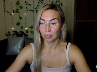 Jullyblondkiss Porn Show