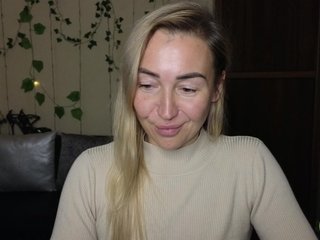 Jullyblondkiss Porn Show