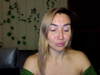 Jullyblondkiss Porn Show