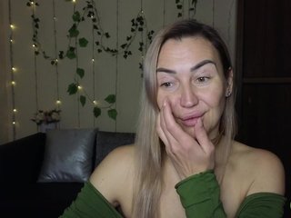 Jullyblondkiss Porn Show