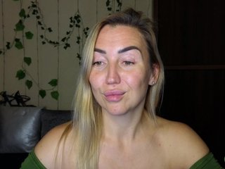 Jullyblondkiss Porn Show