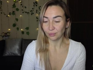 Jullyblondkiss Porn Show