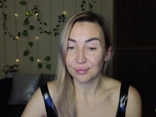 Jullyblondkiss Porn Show