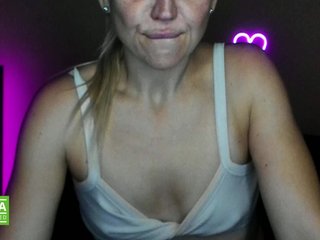 Jullyblondkiss Porn Show