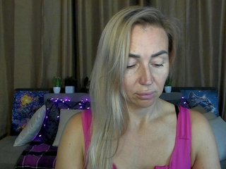 Jullyblondkiss Porn Show