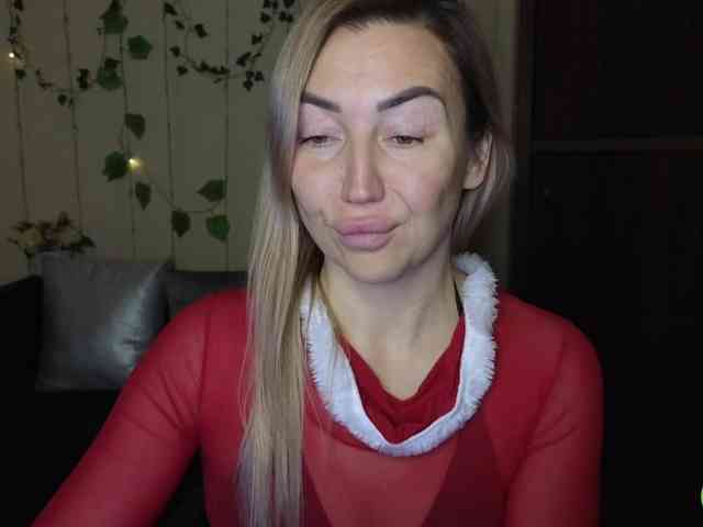 Jullyblondkiss webcam