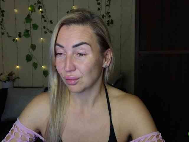 Jullyblondkiss