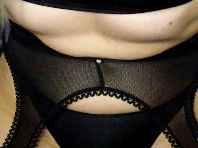 Jullyblondkiss webcam