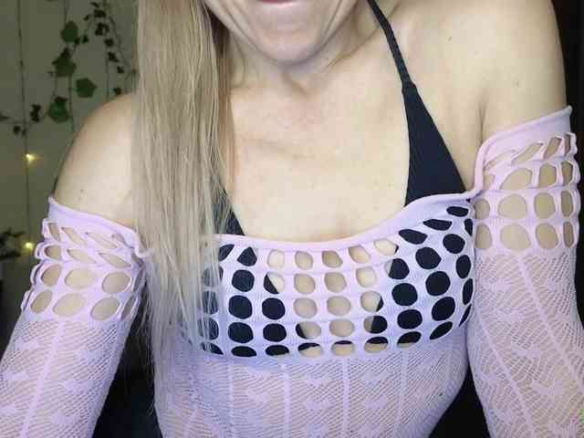 Jullyblondkiss Jullyblondkiss