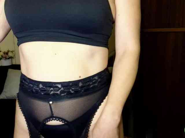 Jullyblondkiss webcam