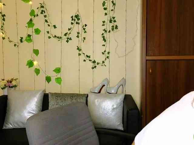 Jullyblondkiss webcam