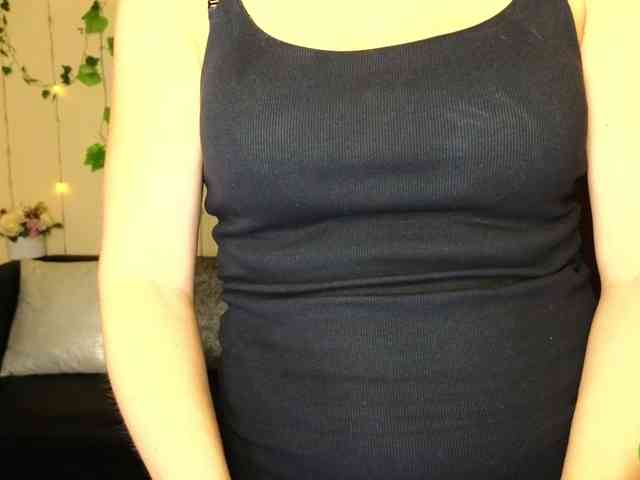 Jullyblondkiss webcam