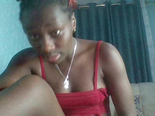 Sweet-melanin webcam