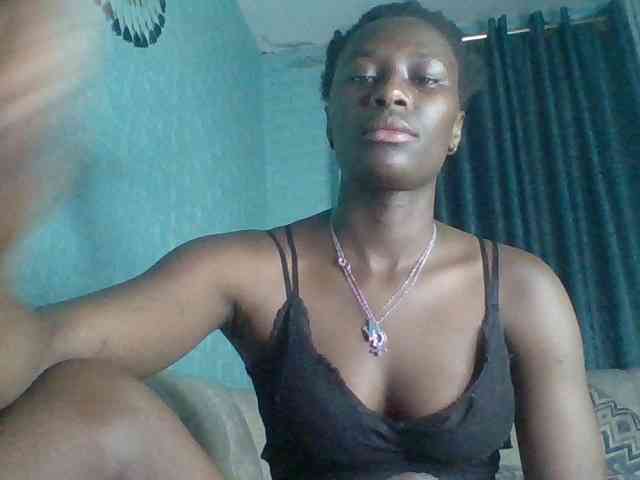 Sweet-Melanin webcam