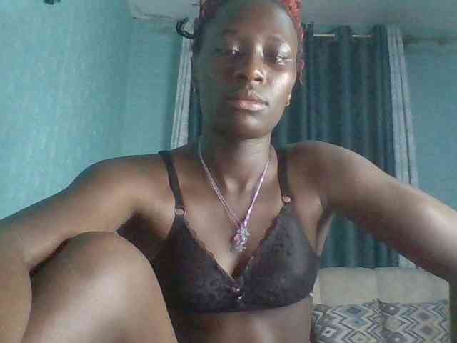 Sweet-Melanin webcam