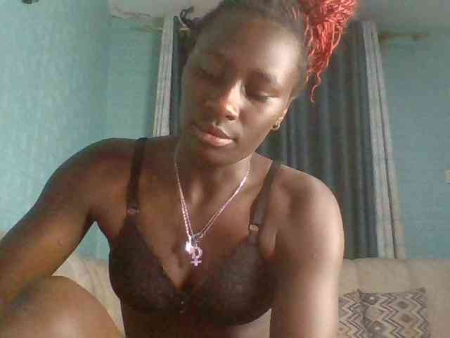 Sweet-Melanin webcam